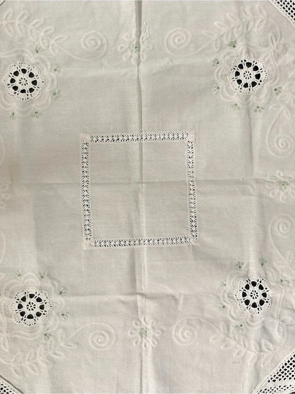 Embroidered Detail Linen Tablecloth 34”x34”